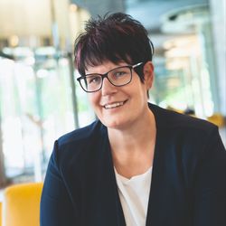 Petra Posch-Zottl
