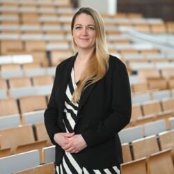 Laura Marie Edinger-Schons